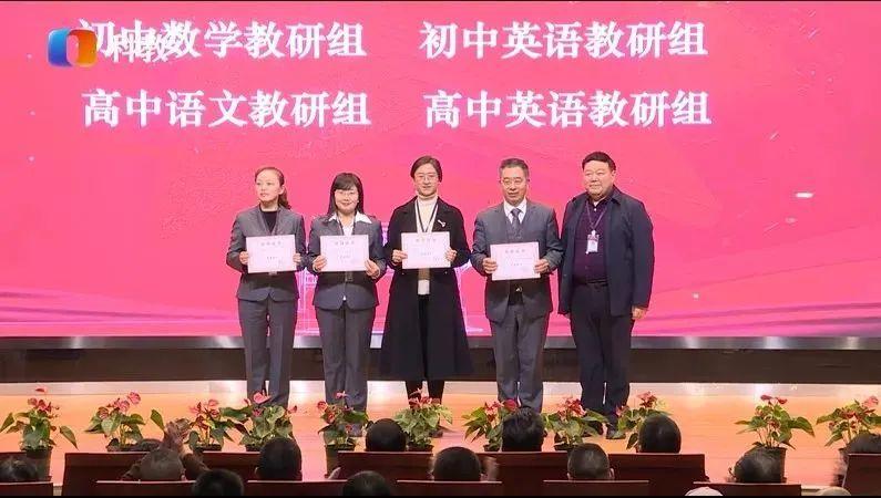 77778888.c蟽m、新澳门天天免费谜语论坛图314期场景解答、专家解析解释与落实​防范欺诈的假诱导难