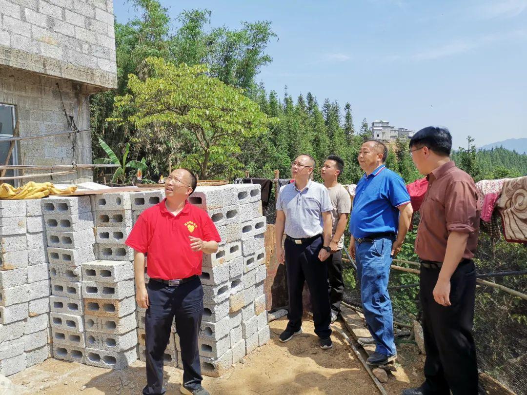 澳门大三巴一肖二马几点开门的同时2026年新芳草地正版资料大全警惕伪宣传陷阱,效能解读、专家解读解释与落实